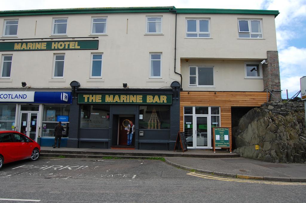 The Marine Hotel Малейг Екстериор снимка