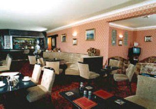 The Marine Hotel Малейг Екстериор снимка